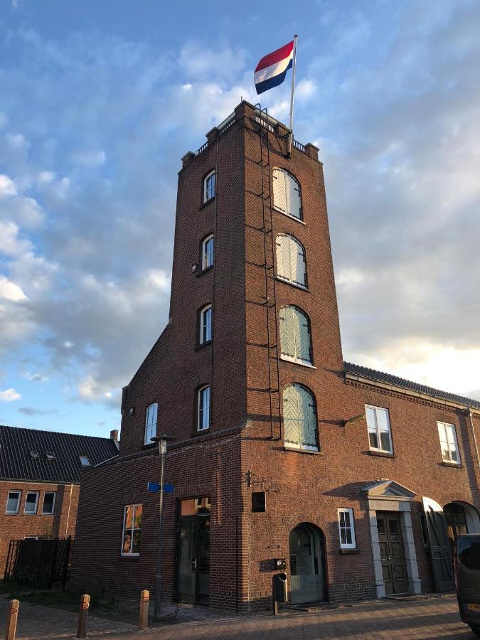 De Oude Brandweerkazerne 4 Persoons 2 Kamer Appartement 卡茨休维尔 外观 照片