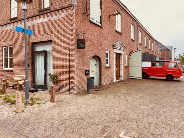 De Oude Brandweerkazerne 4 Persoons 2 Kamer Appartement 卡茨休维尔 外观 照片